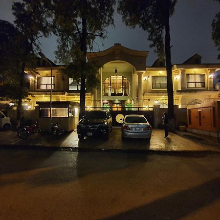 S Chalet Iszlámábád Kültér fotó