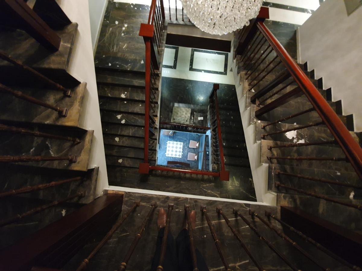 S Chalet Iszlámábád Kültér fotó